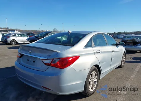 2013 Hyundai Sonata Gls z USA, uszkodzony, nr VIN 5NPEB4AC9DH642371